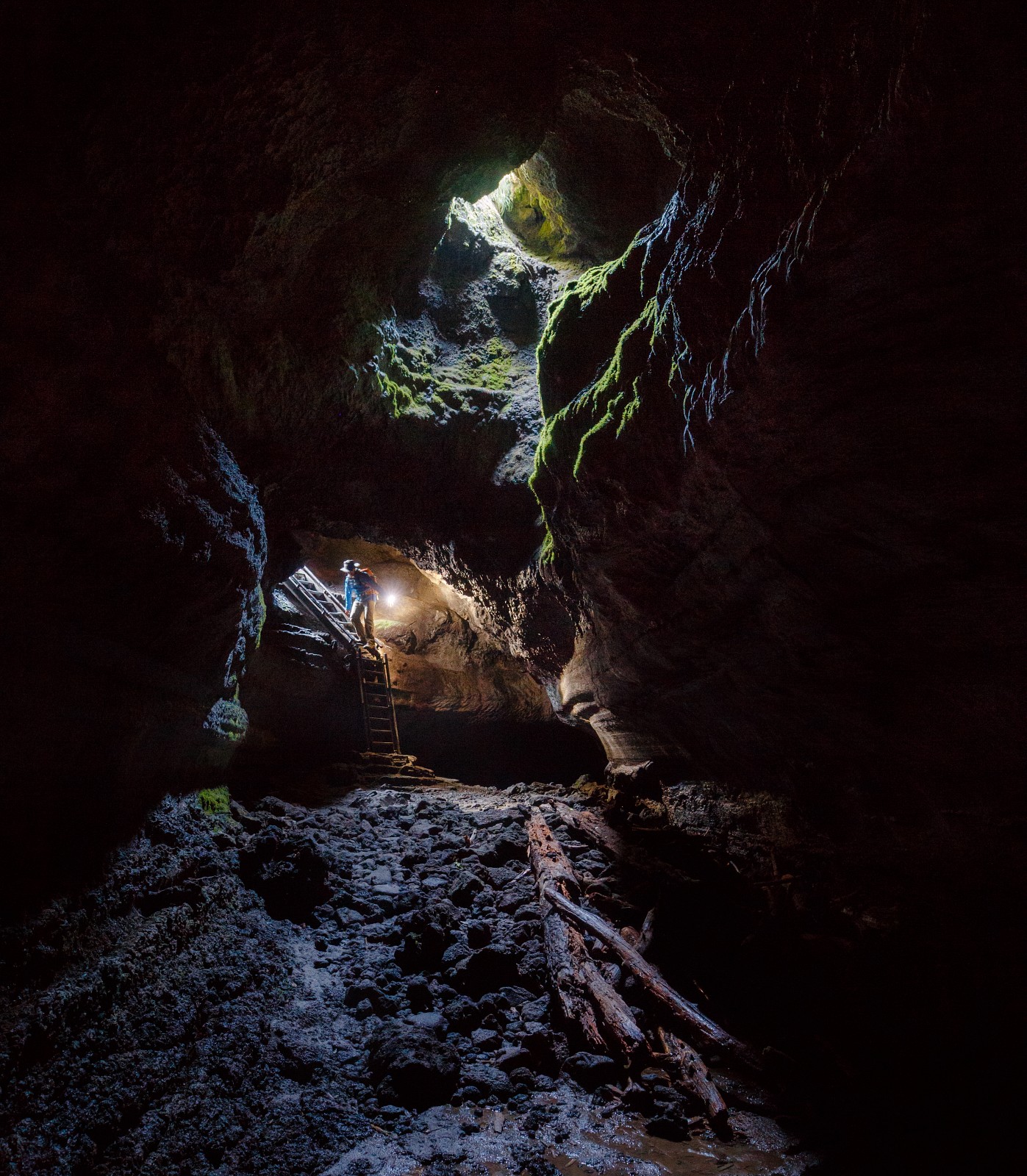 Upper Ape Cave